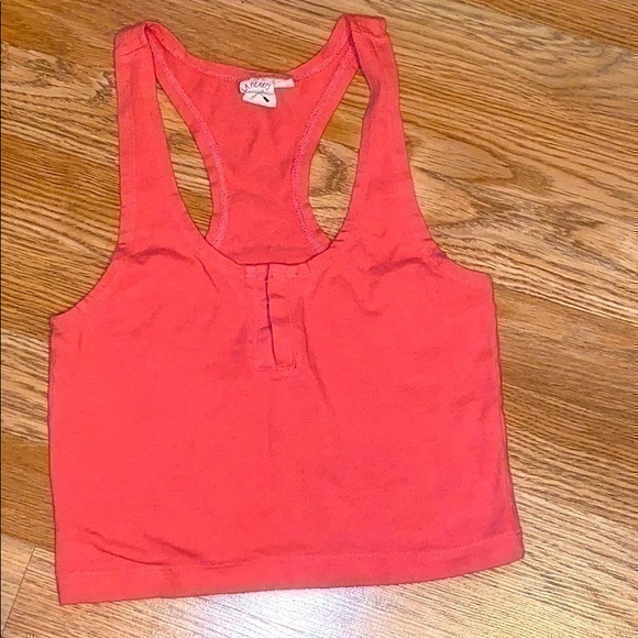 LA HEARTS || Like-New Hook Closure Cropped Tank - Picture 1 of 6